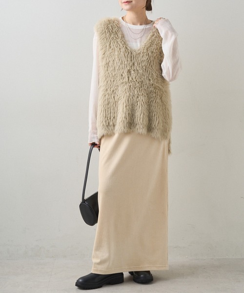 PUAL CE CIN（ピュアルセシン）の「シャギーニットベスト（ベスト・レディース・ベージュ/チャコールグレー・FREE）」の6枚目の写真