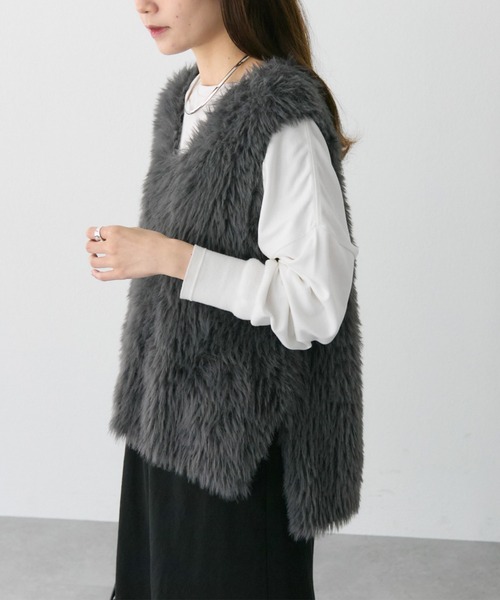 PUAL CE CIN（ピュアルセシン）の「シャギーニットベスト（ベスト・レディース・ベージュ/チャコールグレー・FREE）」の21枚目の写真