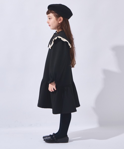 ever closet(エバークローゼット)の「裾フリルワンピース(ワンピース・キッズ・ライトベージュ/ブラック・110cm/100cm/140cm/130cm/120cm/90cm)」の8枚目の写真