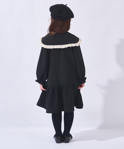 ever closet(エバークローゼット)の「裾フリルワンピース(ワンピース・キッズ・ライトベージュ/ブラック・110cm/100cm/140cm/130cm/120cm/90cm)」の9枚目の写真