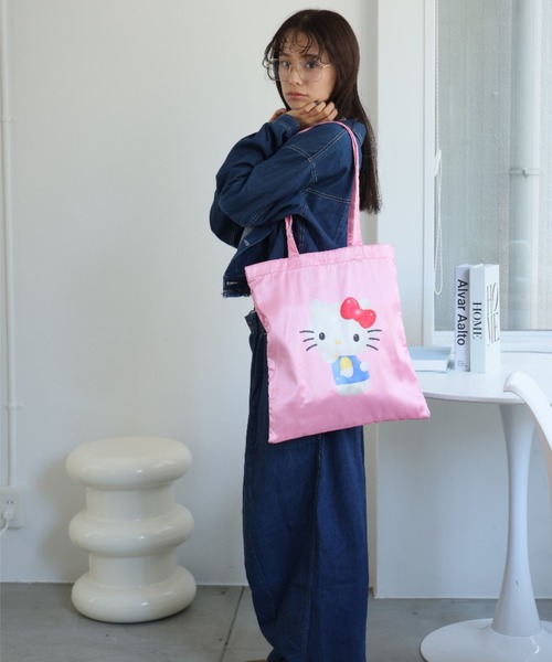 sanrio(サンリオ)の「サンリオ サテントート(トートバッグ・レディース・ピンク/ライトパープル/ライトピンク/スカイブルー・FREE)」の10枚目の写真