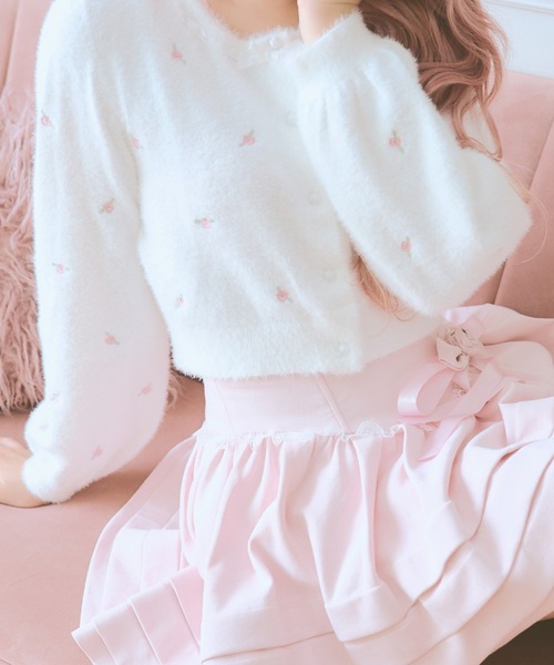 Fiorforte(フィオルフォルテ)の「petit rose cardigan(カーディガン/ボレロ・レディース・ピンク/ホワイト・MEDIUM)」の3枚目の写真