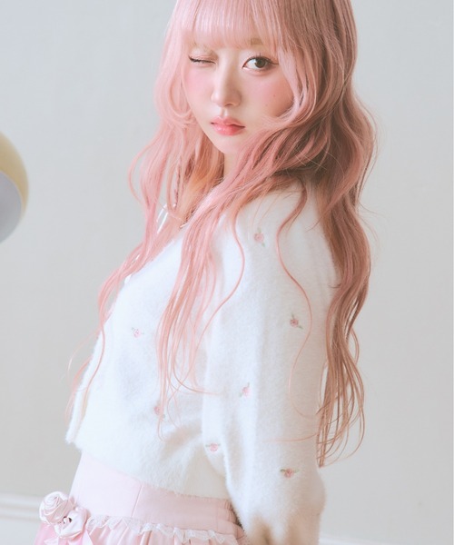 Fiorforte(フィオルフォルテ)の「petit rose cardigan(カーディガン/ボレロ・レディース・ピンク/ホワイト・MEDIUM)」の4枚目の写真