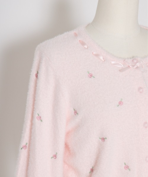Fiorforte(フィオルフォルテ)の「petit rose cardigan(カーディガン/ボレロ・レディース・ピンク/ホワイト・MEDIUM)」の14枚目の写真