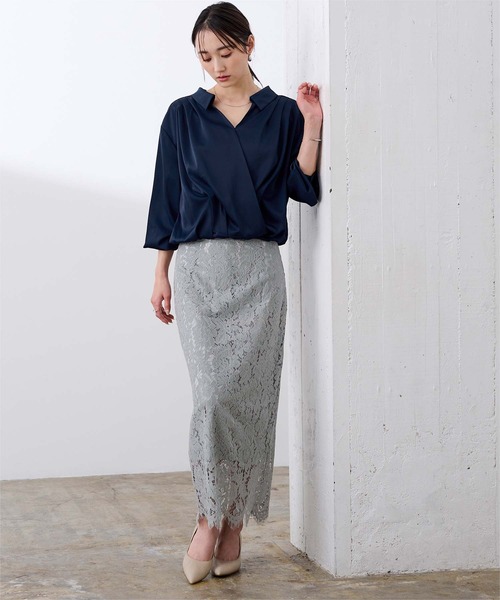 UR'S(ユアーズ)の「サテンカシュクールブラウス(シャツ/ブラウス・レディース・ネイビー/ベージュ・S/L/M)」の11枚目の写真