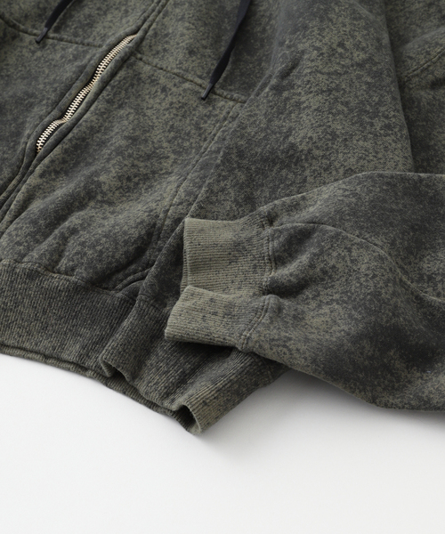 NOMA t.d.（ノーマティーディー）の「NOMARHYTHM TEXTILE (ノーマリズム テキスタイル) Hand Dye Twist パーカー（パーカー・メンズ・グリーン・2/3）」の4枚目の写真