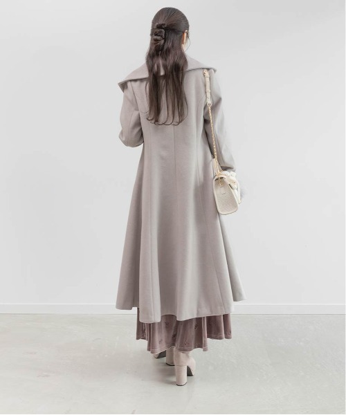 RANDA（ランダ）の「2WAY ショールカラーロングコート（チェスターコート・レディース・アイボリー/ブラック・0/1）」の5枚目の写真