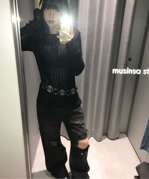 MUSINSA STANDARD WOMAN（ムシンサスタンダードウーマン）の「ウィメンズデストロイドニーワイドデニムパンツ[ライトインディゴ]（デニムパンツ・レディース・その他・30/24/25/26/27/28/29）」の8枚目の写真