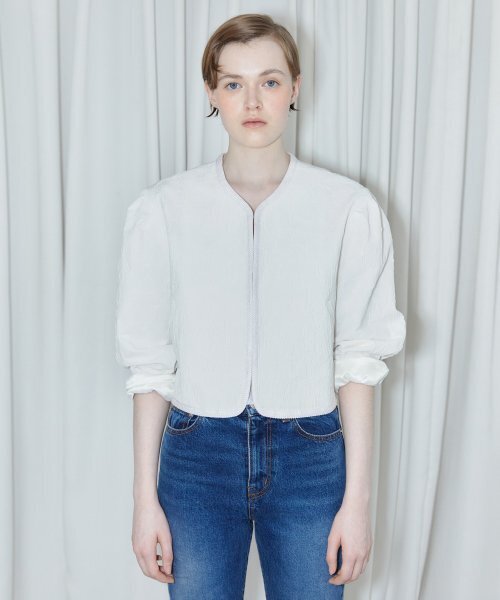 SINOON(シヌーン)の「ROUND BOMBER JACKET (WHITE)(テーラードジャケット・レディース・ホワイト・FREE)」の1枚目の写真