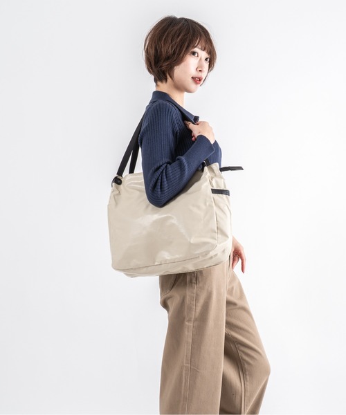 Jack Gomme（ジャックゴム）の「【JACK GOMME】ショルダーバッグ トートバッグ　LEVANT Sac cabas（ショルダーバッグ・レディース・インディゴブルー/モカ/シルバー/ブラック/アイボリー/オリーブ/ワインレッド・FREE）」の11枚目の写真