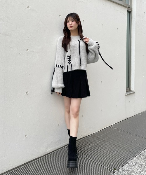 one way（ワンウェイ）の「コーデュロイ太ベルトプリーツスカート（スカート・レディース・ブラウン/ホワイト/ブラック・SMALL/MEDIUM）」の3枚目の写真