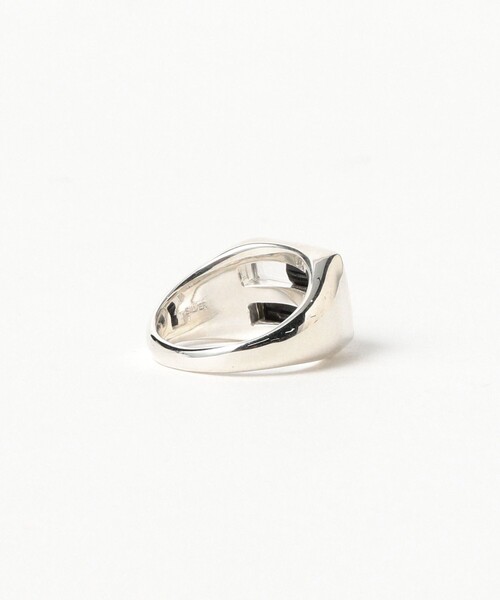 Demi-Luxe BEAMS(デミルクス ビームス)の「FIBULA / オニキス×クリスタル ダブル リング(リング・レディース・シルバー・11号/13号)」の3枚目の写真