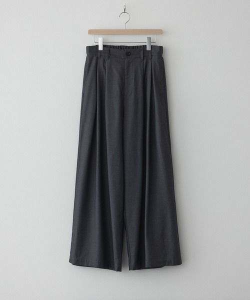 remer(リメール)の「CLASSIC TR WOOL DEEP TUCK TROUSERS / クラシックTRウールディープタックトラウザー【セットアップ対応】(その他パンツ・メンズ・ブラック/グレー・MEDIUM/SMALL/LARGE)」の3枚目の写真