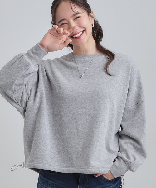 SHOO・LA・RUE（シューラルー）の「ゆったりシルエットの ドロスト裏シャギースウェット（スウェット・レディース・ブラック/ベージュ/ライトグレー・00）」の2枚目の写真