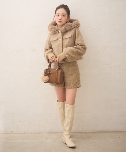 Seemi. byNICECLAUP（ シーミーバイナイスクラップ）の「【Seemi.】フードファーボアジャケット（その他アウター・レディース・ベージュ/ブラック/オフホワイト・FREE）」の13枚目の写真