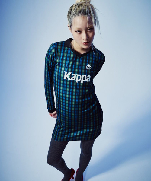 Kappa(カッパ)の「【Kappa/カッパ】ゲームシャツワンピース(ワンピース・レディース・ブラック/グリーン・SMALL/MEDIUM)」の2枚目の写真