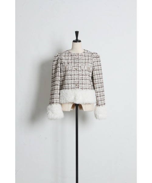 tocco closet（トッコ　クローゼット）の「【ZOZO限定】ラメループツイードファージャケット（ノーカラージャケット・レディース・ブラウン/レッド/ブラック・M）」の6枚目の写真