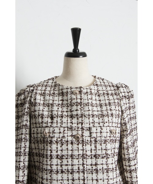 tocco closet（トッコ　クローゼット）の「【ZOZO限定】ラメループツイードファージャケット（ノーカラージャケット・レディース・ブラウン/レッド/ブラック・M）」の9枚目の写真