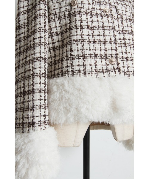 tocco closet（トッコ　クローゼット）の「【ZOZO限定】ラメループツイードファージャケット（ノーカラージャケット・レディース・ブラウン/レッド/ブラック・M）」の12枚目の写真