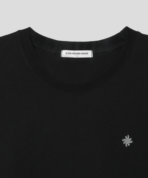 SLOW RECORD HOUSE(スローレコードハウス)の「フィンガーホールクロップロングスリーブ_ブラック(Tシャツ/カットソー・レディース・その他・MEDIUM/LARGE/SMALL)」の3枚目の写真