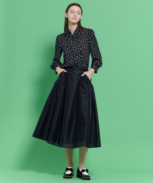TOCCA(トッカ)の「PROMISE RIBBON ROSETTE ドット柄ブラウス(シャツ/ブラウス・レディース・アイボリー系5/ブラック系5・0/4)」の14枚目の写真