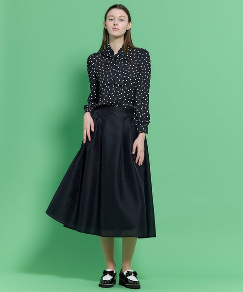 TOCCA(トッカ)の「PROMISE RIBBON ROSETTE ドット柄ブラウス(シャツ/ブラウス・レディース・アイボリー系5/ブラック系5・0/4)」の13枚目の写真