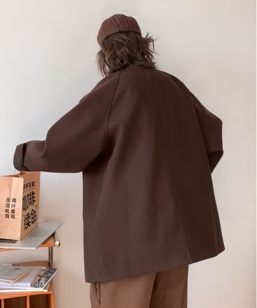 AsheKsha(アシクシャ)の「ラペル付きゆったりボタンコート:シンプルでカジュアルなユニセックス秋冬モデル(その他アウター・レディース・ブラウン・M/L)」の12枚目の写真