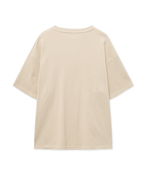 WEST GRAND BOULEVARD（ウエストグランドブルバード）の「オーバーサイズワッフルヘンリーネック半袖Tシャツライトベージュ（Tシャツ/カットソー・メンズ・その他・MEDIUM/LARGE/X-LARGE）」の3枚目の写真