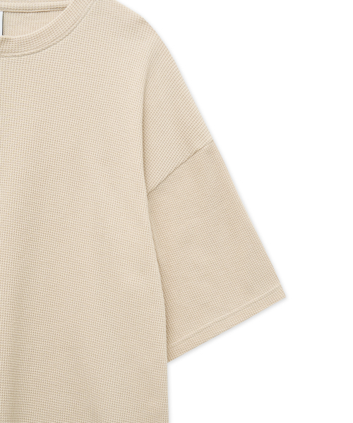 WEST GRAND BOULEVARD（ウエストグランドブルバード）の「オーバーサイズワッフルヘンリーネック半袖Tシャツライトベージュ（Tシャツ/カットソー・メンズ・その他・MEDIUM/LARGE/X-LARGE）」の5枚目の写真