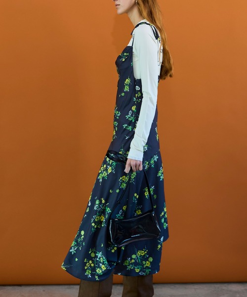 MAISON SPECIAL(メゾンスペシャル)の「Flower Camisole Dress/フラワーキャミワンピース(ワンピース・レディース・ホワイト/ブラック・38/36)」の7枚目の写真