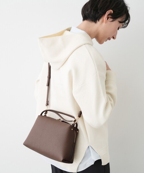 Dessin（デッサン）の「【2WAY】ラウンドフォルムショルダーバッグ（ショルダーバッグ・レディース・ライトグレー/ブラック/ブラウン系/シルバー/アイボリー・00）」の14枚目の写真