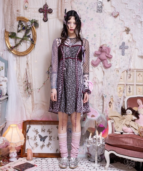 rurumu:（ルルムウ）の「rurumu:/ルルムウ/collage satin camisole dres（ワンピース・レディース・ブラック/ネイビー/ラベンダー/ブラウン/アイボリー・M/S）」の6枚目の写真