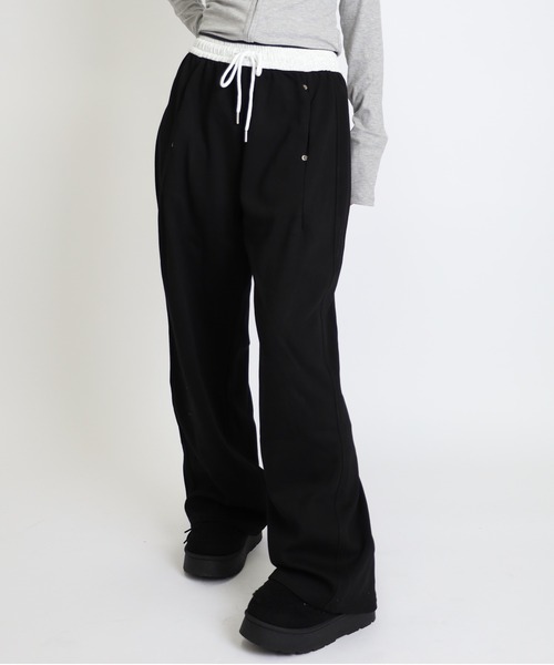 Vini(ヴィニ)の「ワイドスウェットパンツ(スウェットパンツ・レディース・ホワイト/グレー/ブラック・MEDIUM)」の2枚目の写真