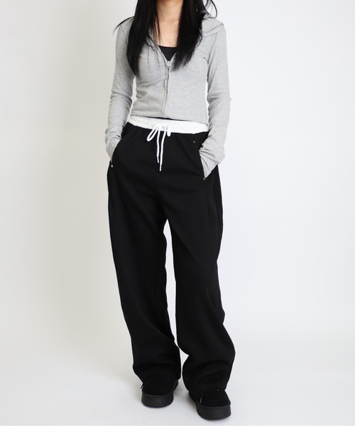 Vini(ヴィニ)の「ワイドスウェットパンツ(スウェットパンツ・レディース・ホワイト/グレー/ブラック・MEDIUM)」の15枚目の写真