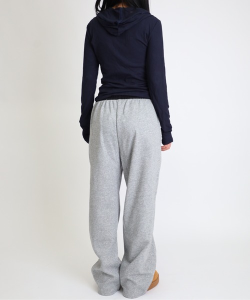 Vini(ヴィニ)の「ワイドスウェットパンツ(スウェットパンツ・レディース・ホワイト/グレー/ブラック・MEDIUM)」の21枚目の写真