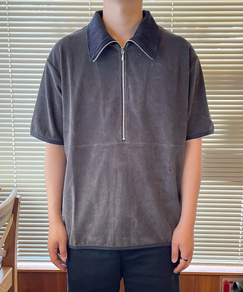 YOUNEEDGARMENTS(ユーニーズガーメンツ)の「テリー ハーフジップ ポロ タートルネック (チャコール)(ポロシャツ・メンズ・その他・40/38)」の4枚目の写真