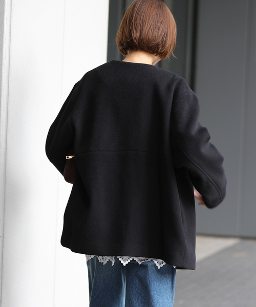 JOURNAL STANDARD relume（ジャーナルスタンダード　レリューム）の「《追加3》スーパーファインビーバークルーネックコート（ノーカラーコート・レディース・ベージュ/ブラック/ブラック系その他・36/38）」の20枚目の写真