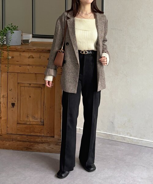 Thevon（ゼボン）の「Fスエードセミフレアパンツ（その他パンツ・レディース・ブラック/ブラウン・M/S）」の10枚目の写真