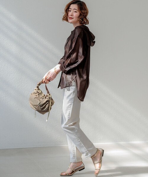 23区 L（ニジュウサンクオオキイサイズ）の「23区DENIM ストレートフィット デニムパンツ（デニムパンツ・レディース・ネイビー系/ホワイト系/ダルブルー系/スカイブルー系・50/48/46/44）」の9枚目の写真