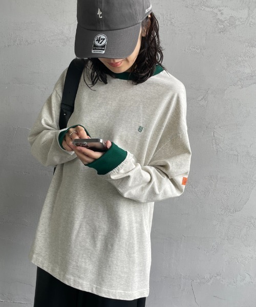 UNIVERSAL OVERALL（ユニバーサルオーバーオール）の「[UNIVERSAL OVERALL/ユニバーサルオーバーオール] 別注 ワンポイントロゴ刺繍 ロングスリーブTシャツ（Tシャツ/カットソー・レディース・オートミール/ホワイト/ブラック/ブルーグレー/ネイビー/ダークグレー/ブラウン・S/M/L）」の6枚目の写真