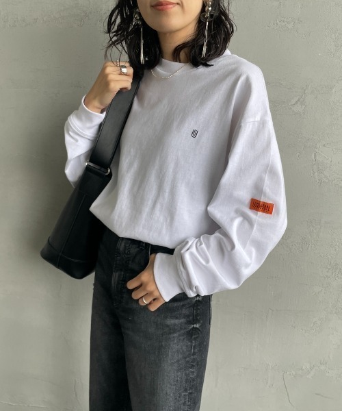 UNIVERSAL OVERALL（ユニバーサルオーバーオール）の「[UNIVERSAL OVERALL/ユニバーサルオーバーオール] 別注 ワンポイントロゴ刺繍 ロングスリーブTシャツ（Tシャツ/カットソー・レディース・オートミール/ホワイト/ブラック/ブルーグレー/ネイビー/ダークグレー/ブラウン・S/M/L）」の18枚目の写真