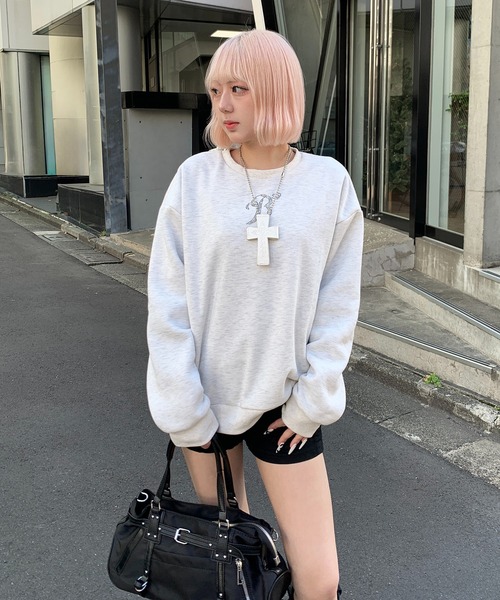 lilful（リルフル）の「羽モチーフ ラインストーン バックデザイン 裏起毛スウェット（スウェット・レディース・オートミール/ブラック/グレー・F）」の14枚目の写真