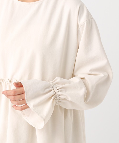 Elura（エルーラ）の「アイロンいらずペプラムブラウス/634735（シャツ/ブラウス・レディース・ダークブラウン/ライトブルー/オフホワイト・FREE）」の19枚目の写真