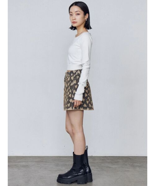 EMODA（エモダ）の「プレートクロップニット（ニット/セーター・レディース・ホワイト/ブラック/グレー・FREE）」の8枚目の写真