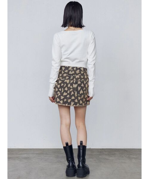 EMODA（エモダ）の「プレートクロップニット（ニット/セーター・レディース・ホワイト/ブラック/グレー・FREE）」の9枚目の写真