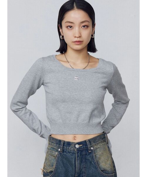 EMODA（エモダ）の「プレートクロップニット（ニット/セーター・レディース・ホワイト/ブラック/グレー・FREE）」の4枚目の写真