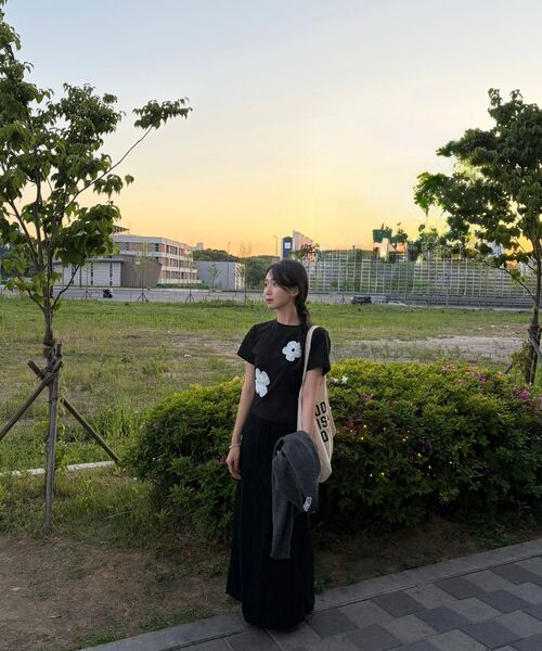 RuNaKi'Hu'(ルナキフ)の「WXT043綿菓子レースアップリケ半袖Tシャツ(BLACK)(Tシャツ/カットソー・レディース・その他・1/2)」の7枚目の写真