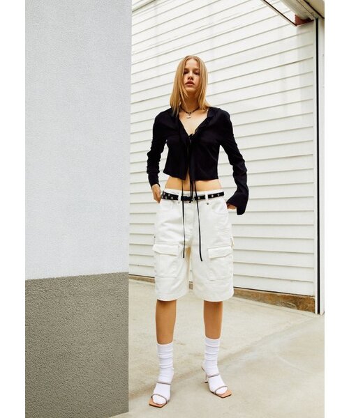 LCDC TM(エルシーディーシーティーエム)の「RUFFLE CARDIGAN BLOUSE(シャツ/ブラウス・レディース・ブラック・SS)」の6枚目の写真