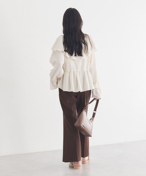 earth music&ecology（アースミュージックアンドエコロジー）の「センターシームフレアパンツ（その他パンツ・レディース・ライトベージュ/グレー/ブラック/ブラウン・S/M）」の19枚目の写真