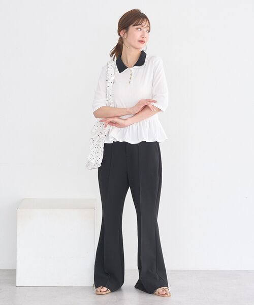 earth music&ecology（アースミュージックアンドエコロジー）の「センターシームフレアパンツ（その他パンツ・レディース・ライトベージュ/グレー/ブラウン/ブラック・M/S）」の5枚目の写真